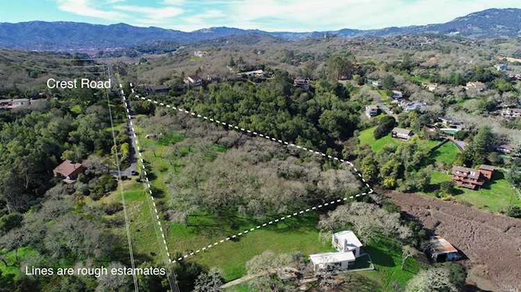 260 Crest Road Novato, CA 94945
