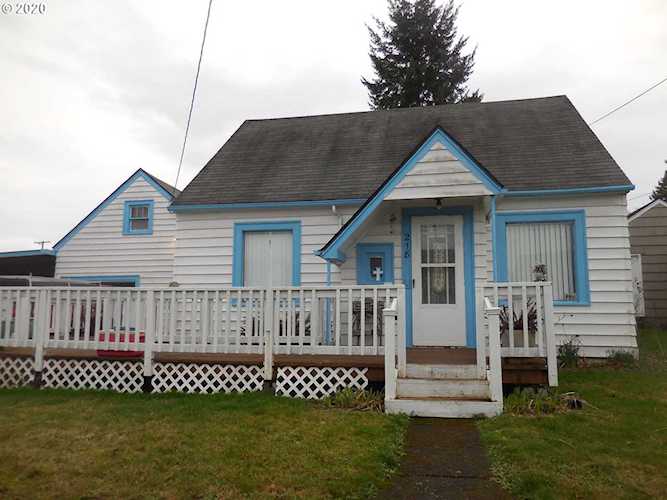 218 SW Madison St Sheridan, OR 97378