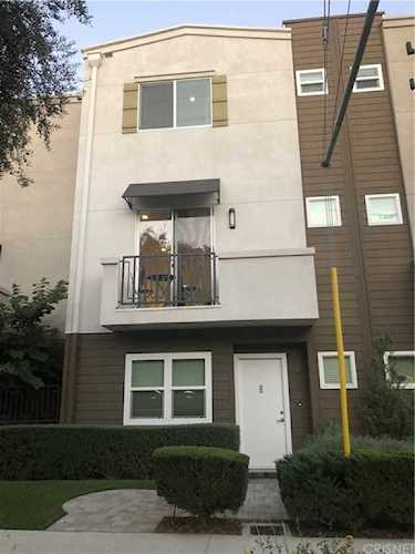 5650 Hazeltine Avenue Valley Glen, CA 91401