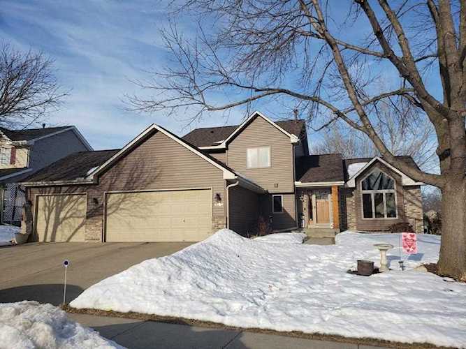 6104 Dufferin Drive Savage, MN 55378