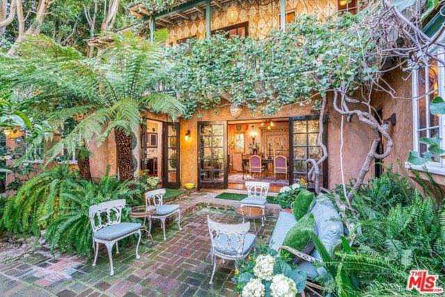 3200 Oakshire Drive Los Angeles, CA 90068