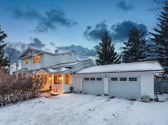 27 Campbell Drive Rural Rocky View County, AB T3L 2P5