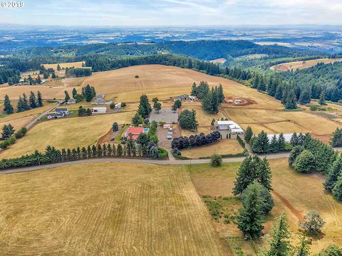34260 NE Old Parrett Mountain Rd Newberg, OR 97132