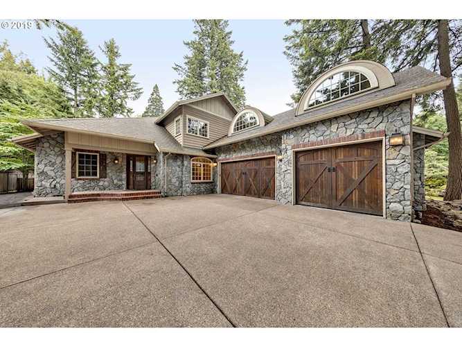 2250 Southshore Blvd Lake Oswego, OR 97034