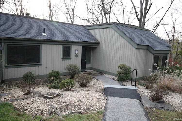 155 Heritage Hills #B Somers, NY 10589