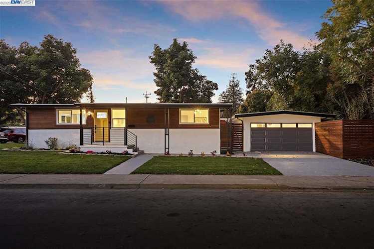 3673 Kvistad Dr Fremont, CA 94538