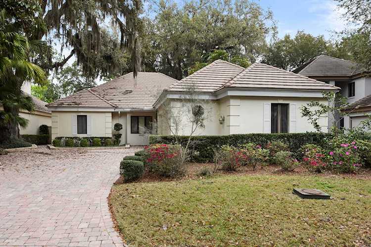 6823 Linford Ln Jacksonville, FL 32217