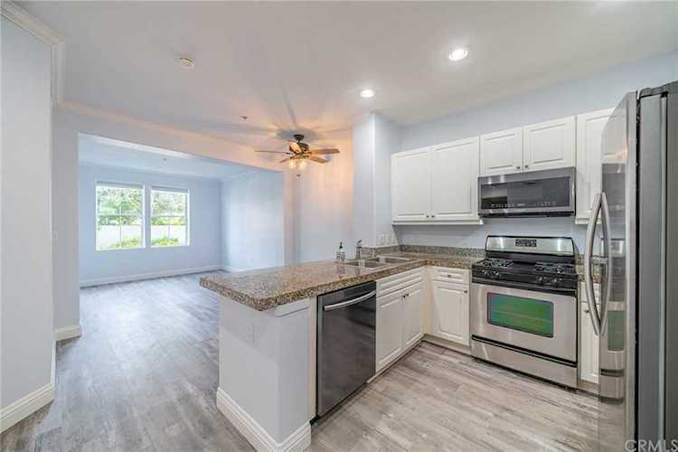 3148 Watermarke Place Irvine, CA 92612
