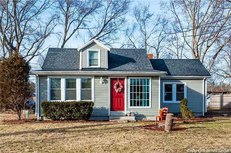268 Manton ST Pawtucket, RI 02861 | MLS 1247415 Photo 1