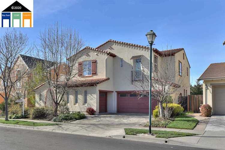 1741 Campanula Dr San Ramon, CA 94582