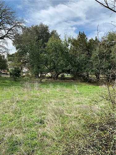 147 Augusta Dr Wimberley, TX 78676