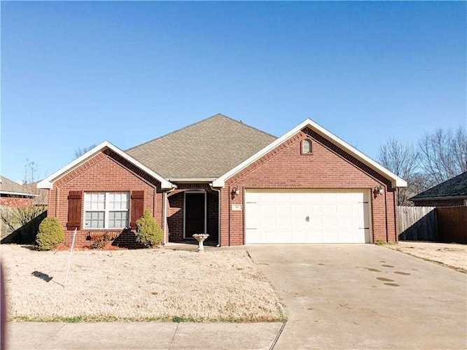 600 Timber Ridge St Centerton, AR 72719