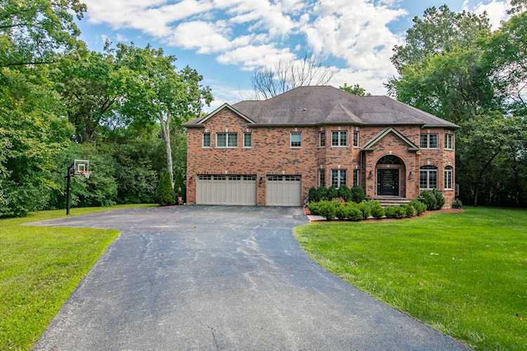 1561 Thorneberry Ct Libertyville, IL 60048