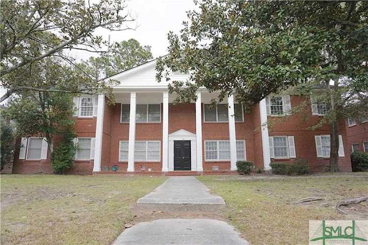 32 Thackery Place Savannah, GA 31405