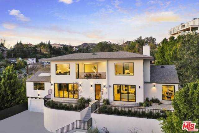 4301 Cromwell Avenue Los Angeles, CA 90027