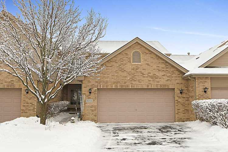 9053 Newcastle Ct Tinley Park, IL 60487