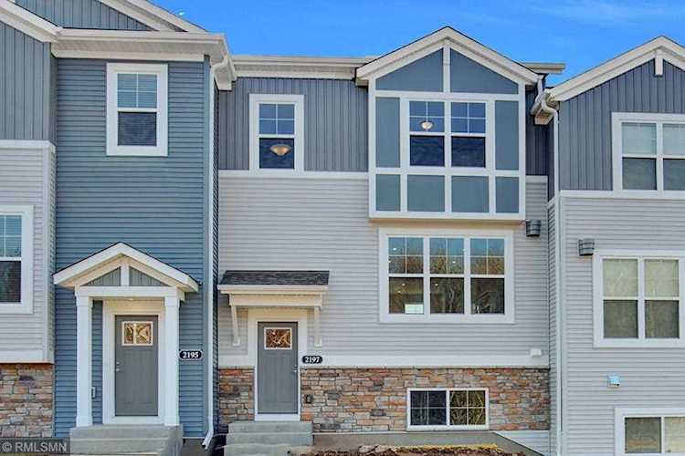 2197 Gateway Hill Road North Saint Paul, MN 55109
