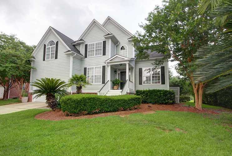 Longpoint in Mount Pleasant Real Estate | MLS 20004528 | 1962 Enclave Dr Mount Pleasant SC Photo 1