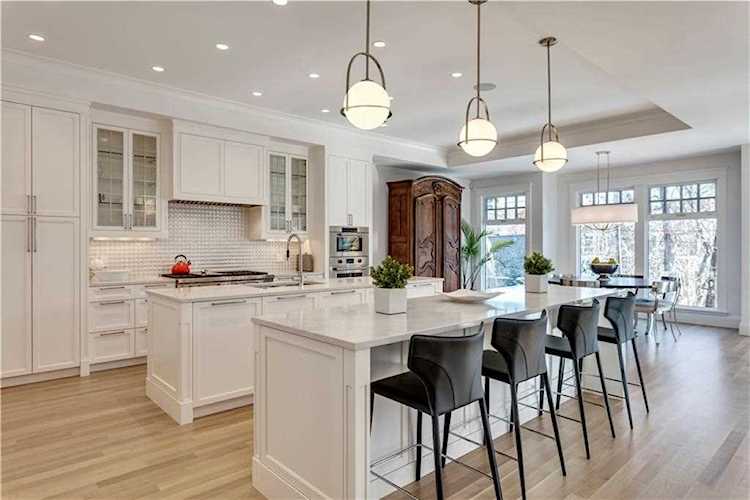 3904 4 Street SW Calgary, AB T2S 1Y5