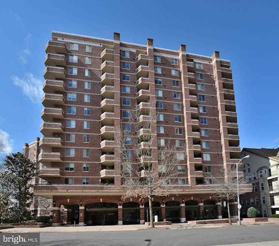 1276 Wayne St #719 Arlington, VA 22201