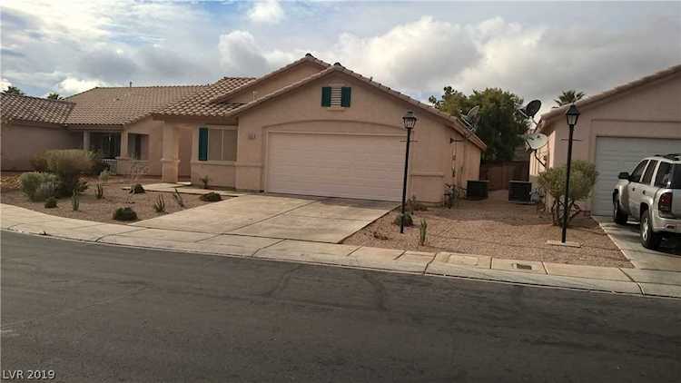 5005 Paradise Harbor Place North Las Vegas, NV 89031