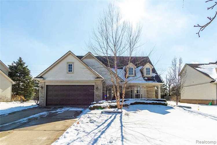 1171 Colt Dr South Lyon, MI 48178 | MLS 2200012673 Photo 1
