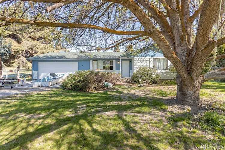 10 Hope Lane Manson, WA 98831