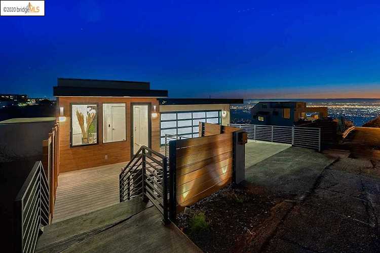 1538 Grand View Berkeley, CA 94705