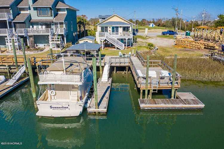 422 Causeway Drive Wrightsville Beach, NC 28480