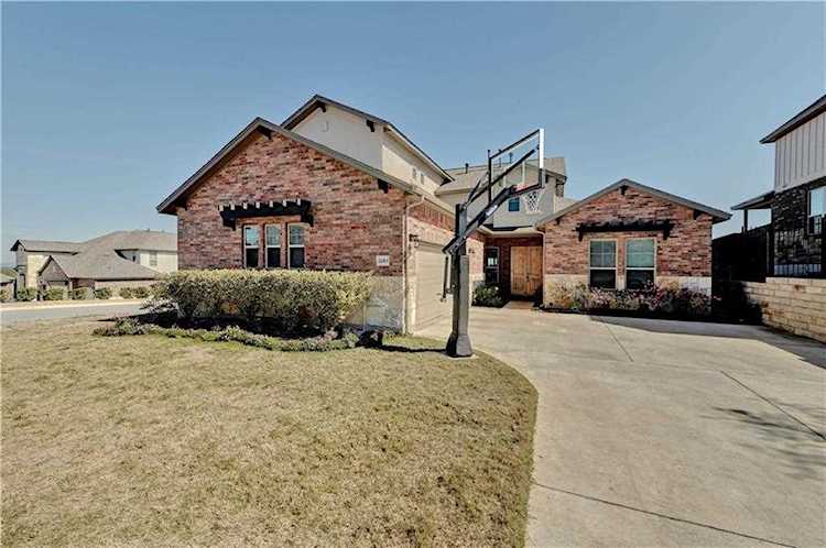 22313 Chipotle Pass Spicewood, TX 78669
