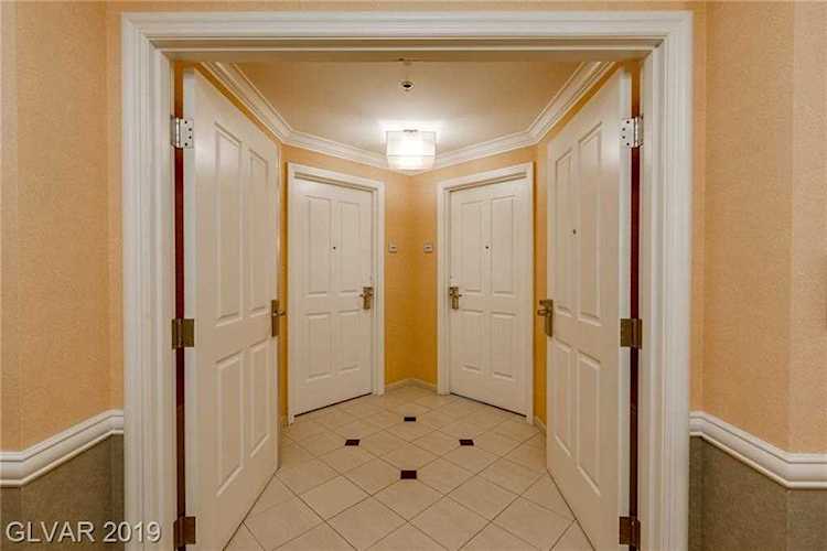 125 Harmon Ave #415 Las Vegas, NV 89109