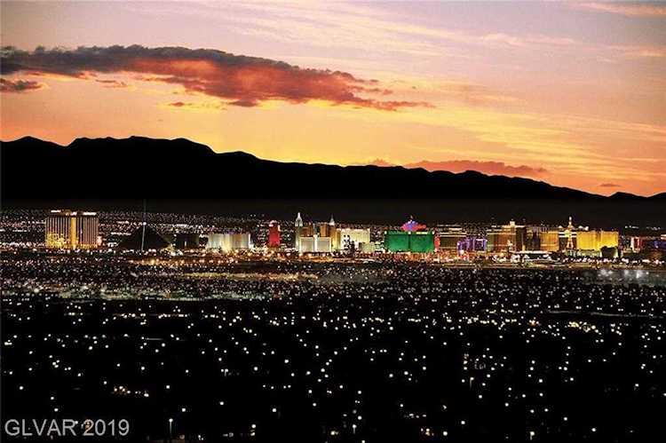 659 Solitude Rock Ct Henderson, NV 89012