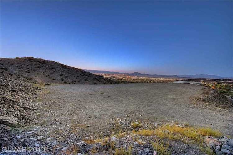 637 Dragon Peak Dr Henderson, NV 89012