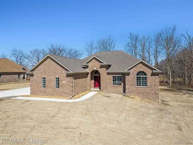 Lot 1 Liparoto Dr Rockwood, MI 48173