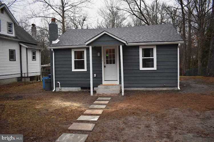 16 Rancocas Ln Browns Mills, NJ 08015