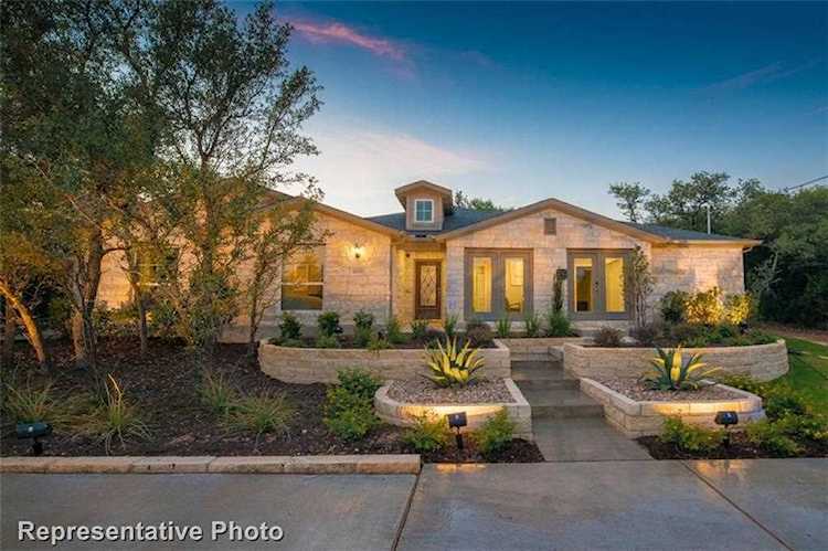 2304 Macarthur Ln Lago Vista, TX 78645