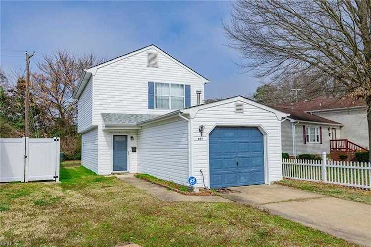 home for sale in All Others Area 107 Newport News VA 23601 - MLS 10305256 Photo 1