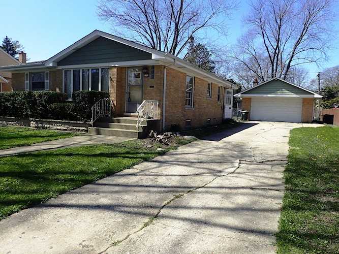 322 S Prindle Ave Arlington Heights, IL 60004