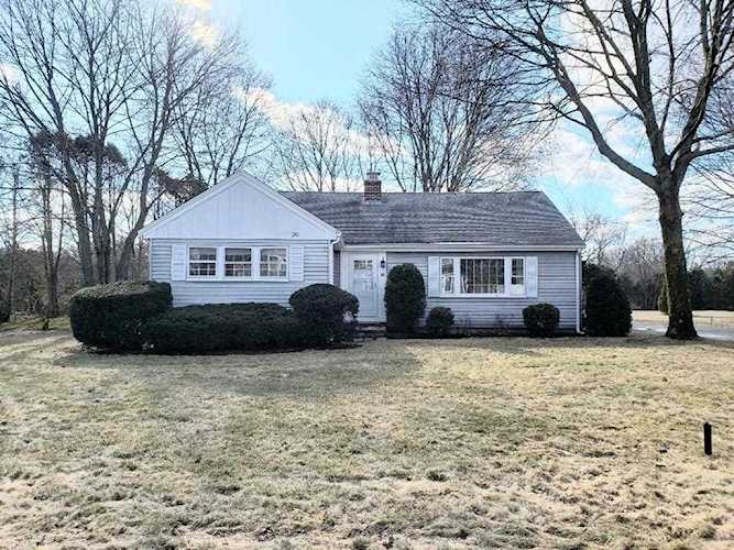 20 Cunningham Street Hopkinton, MA 01748