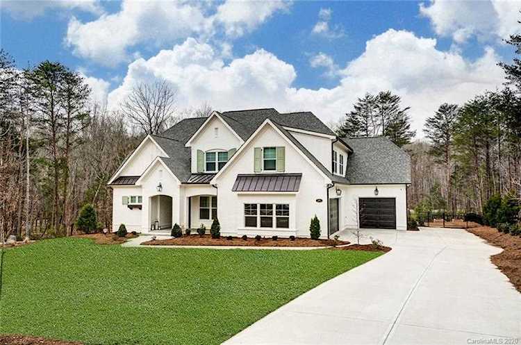 2309 Ethan Way Weddington, NC 28104