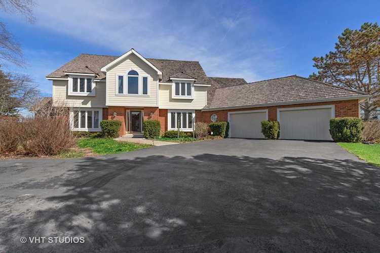 5680 River Park Dr Libertyville, IL 60048