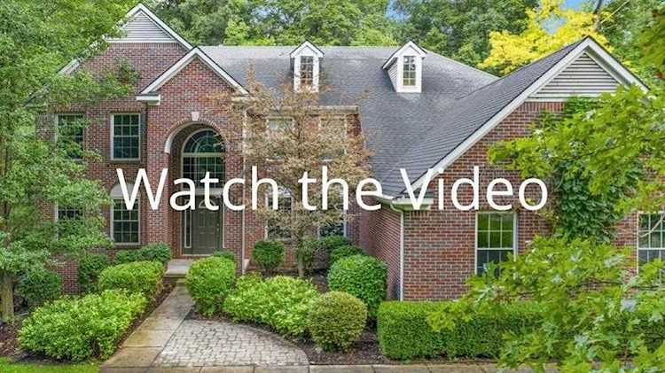 6419 Stillwater Dr Dexter, MI 48118