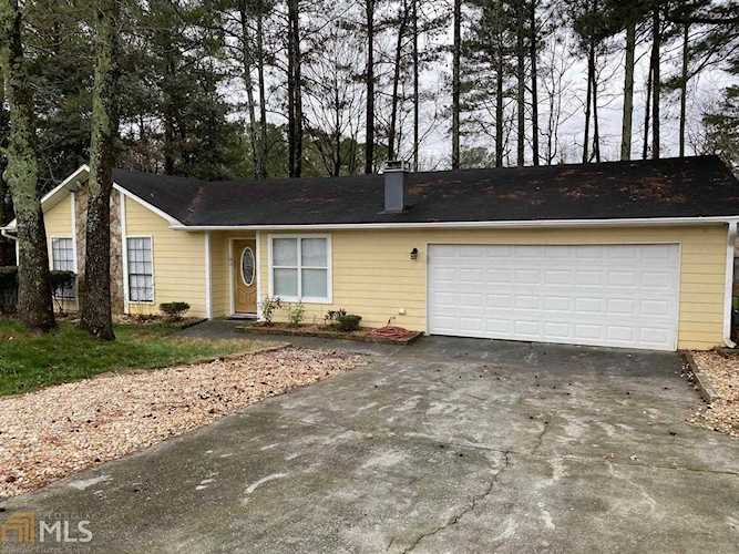 651 Harbins Lilburn, GA 30047