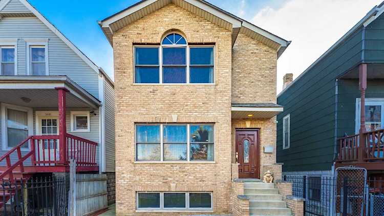 3443 W School St Chicago, IL 60618