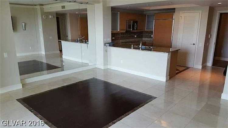 322 Karen Ave #2705 Las Vegas, NV 89109