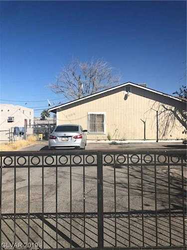 1808 Goldfield St North Las Vegas, NV 89030