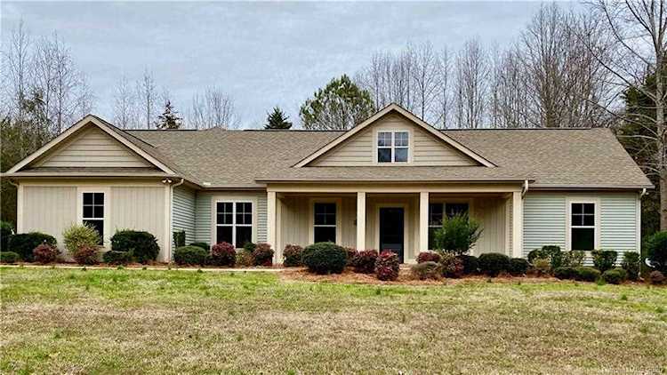 9224 Simpson Rd Waxhaw, NC 28173
