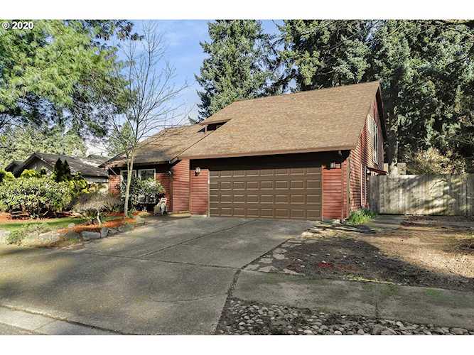 8775 SW Talawa Dr Tualatin, OR 97062