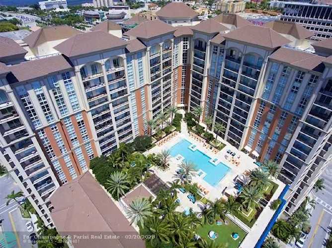 550 Okeechobee Blvd #Lph-06 West Palm Beach, FL 33401