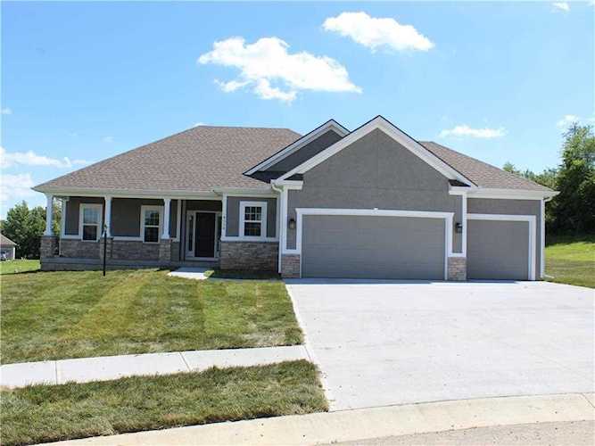 4114 Willow Way Ct St Joseph, MO 64505